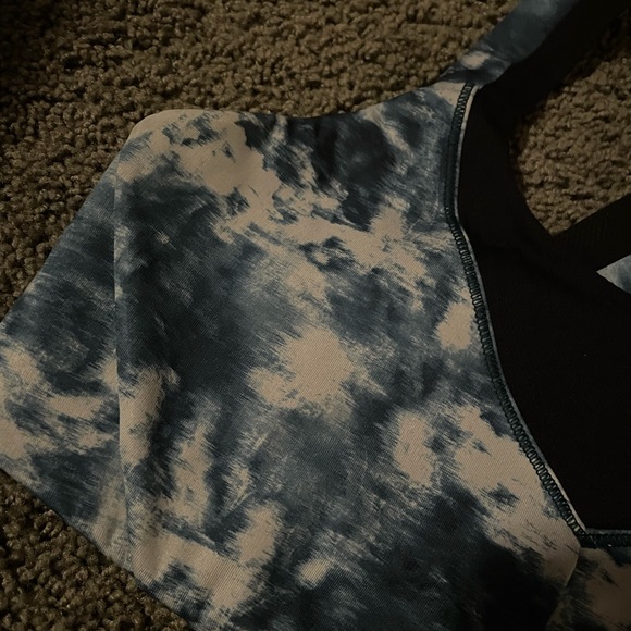 Lululemon Sports Bra - Picture 3 of 3